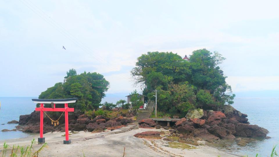 荒平天神 満潮時は錦江湾の島になる天神島の菅原神社 Harada Office Weblog