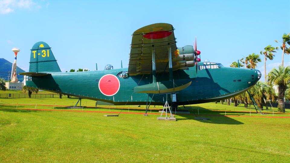 鹿屋航空基地 史料館に並ぶ往年の名機たち Harada Office Weblog