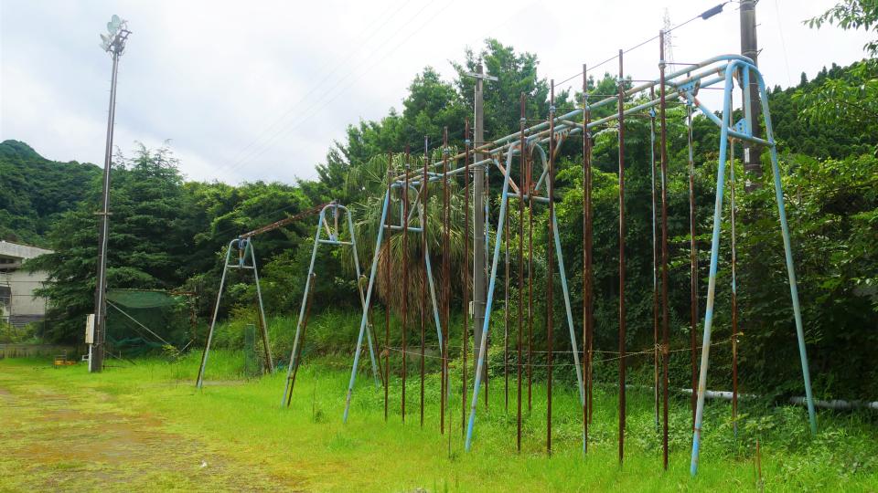 牛根中学校 二川地区に残される牛中の伝統を物語る遺構│Harada Office Weblog