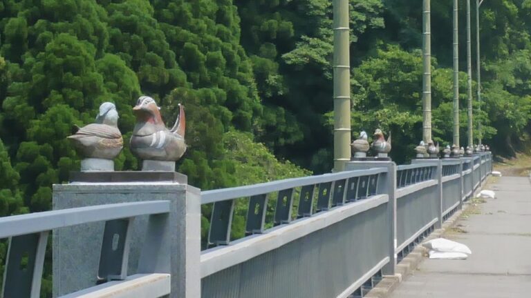 おしどり橋 北薩広域公園と宮之城市街を結ぶ川内川の橋│Harada