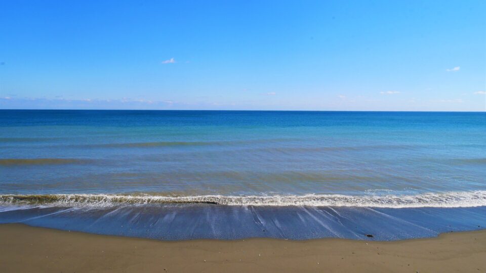 一ツ葉海岸 開発された高級リゾート地とウワサされてきた曰く│Harada