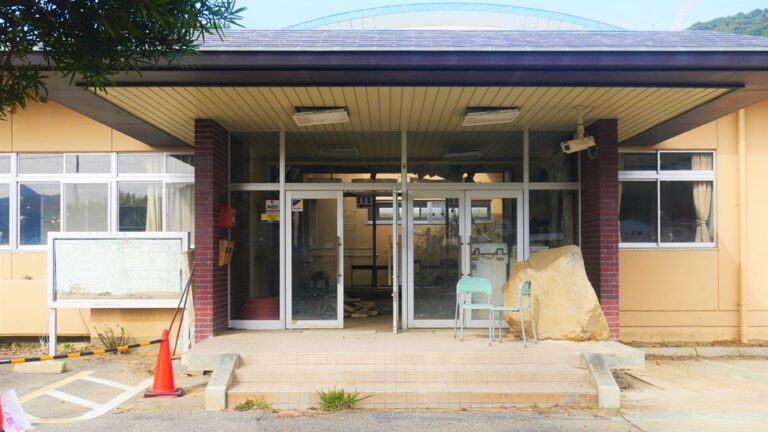 渡小学校 令和2年7月豪雨で被災した校舎の最後の雄姿│Harada Office Weblog