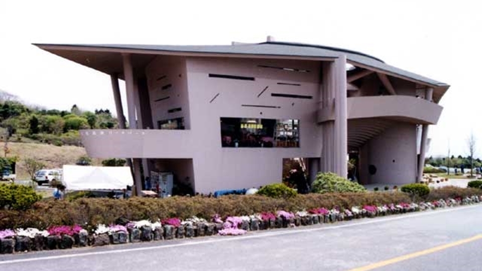 久住高原ロードパーク 岩崎グループが奮発した展望レストラン│Harada Office Weblog